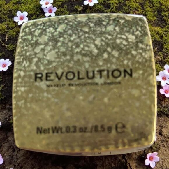 Makeup Revolution Ultra Strobe Balm Hypnotic Highlighter - Picture 1 of 2